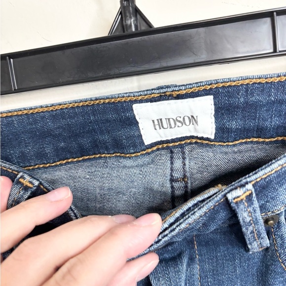 Hudson jeans viceroy knee shorts Bermuda dark wash size 28 - Picture 2 of 6